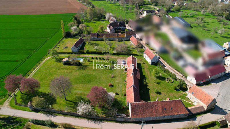 Maison bourgeoise - 976 m² - 28 pièces