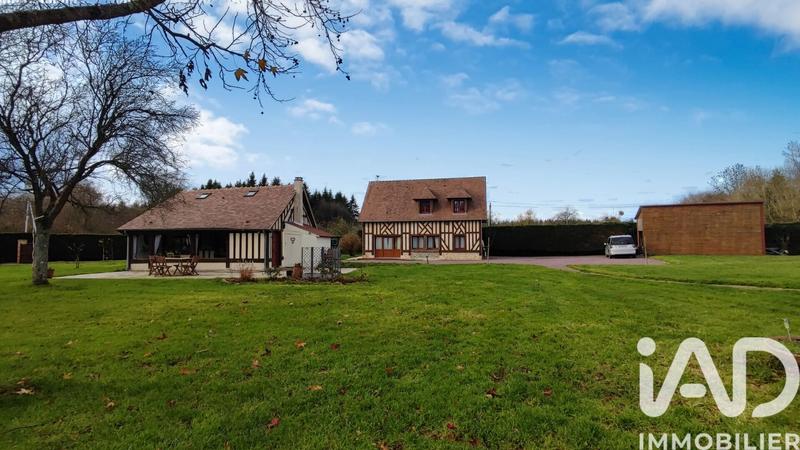 Maison - 230 m² - 13 pièces