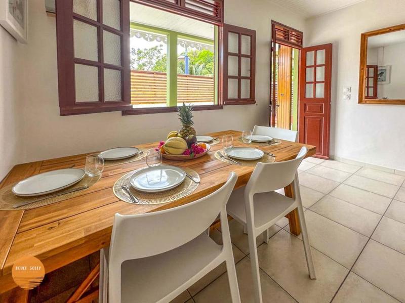 Maison - 90 m² - 3 pièces