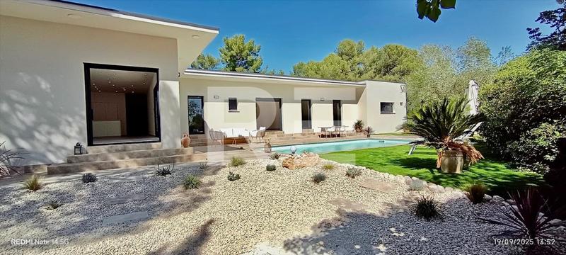 Maison - 175 m² - 6 pièces