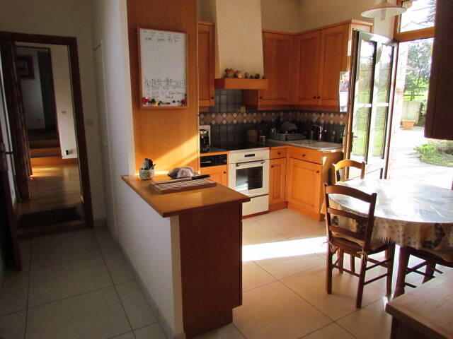 Maison - 205 m² - 10 pièces