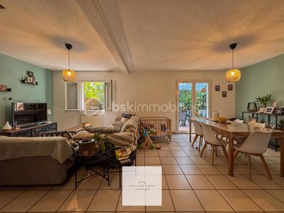 Villa - 94 m² - 5 pièces