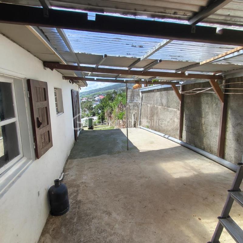 Maison - 93 m² - 5 pièces