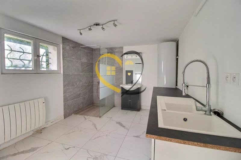 Maison - 177 m² - 6 pièces