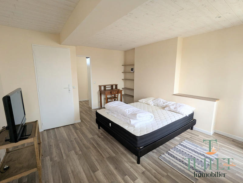 Maison ancienne - 166 m² - 8 pièces