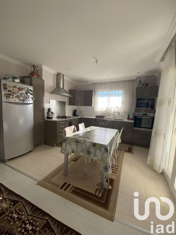 Maison - 183 m² - 7 pièces