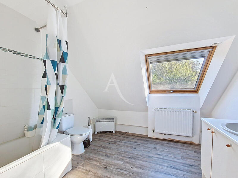 Maison - 148 m² - 6 pièces