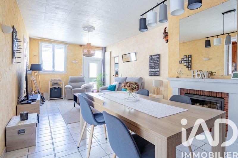 Maison - 180 m² - 9 pièces