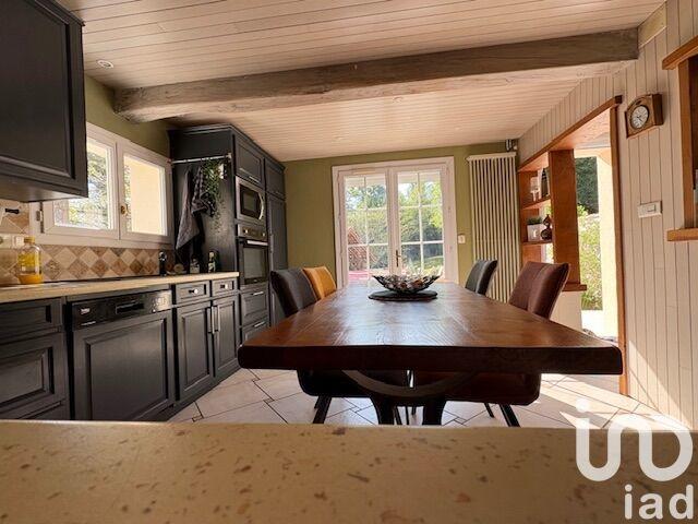 Maison - 145 m² - 6 pièces