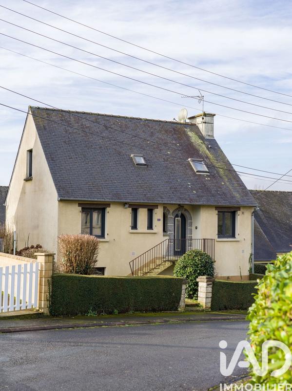 Maison - 111 m² - 5 pièces