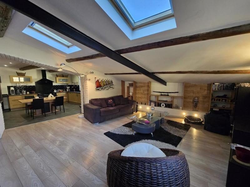 Maison - 110 m² - 4 pièces