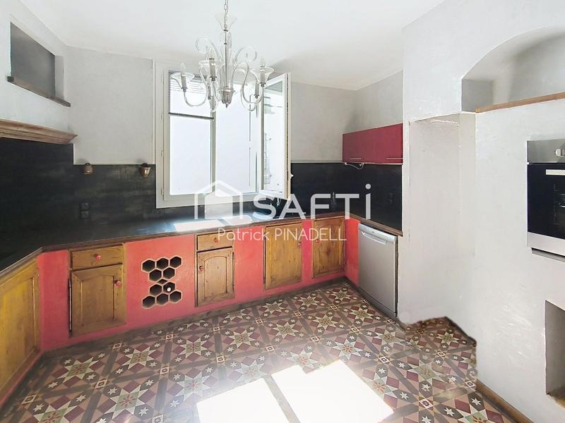 Maison de village - 230 m² - 6 pièces