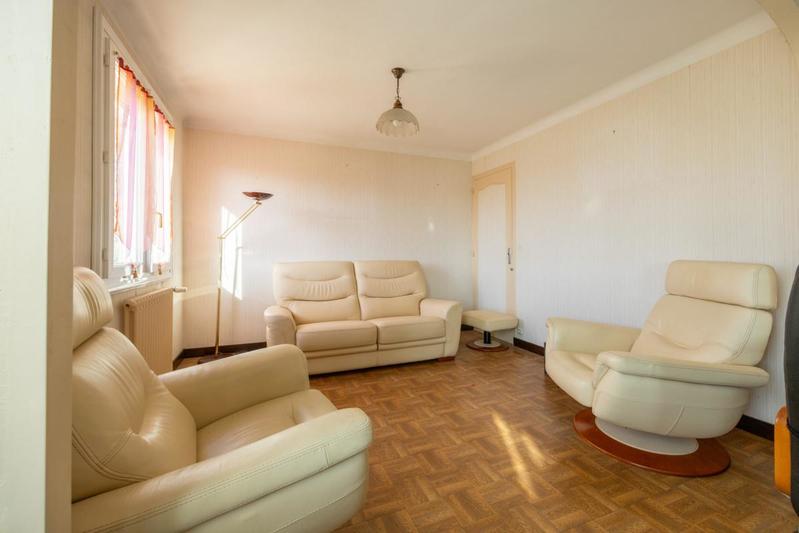 Maison - 91 m² - 5 pièces