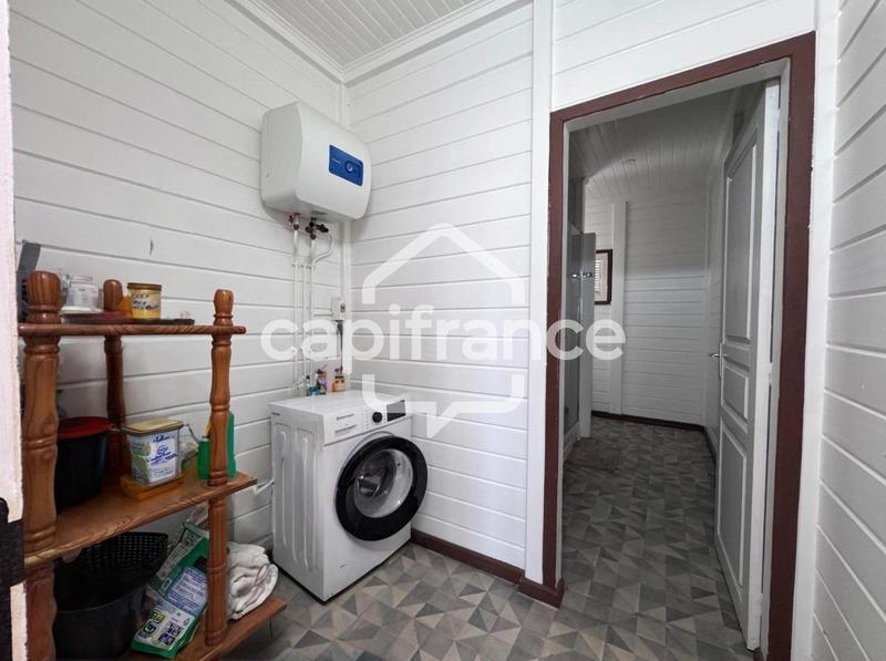 Maison - 380 m² - 11 pièces