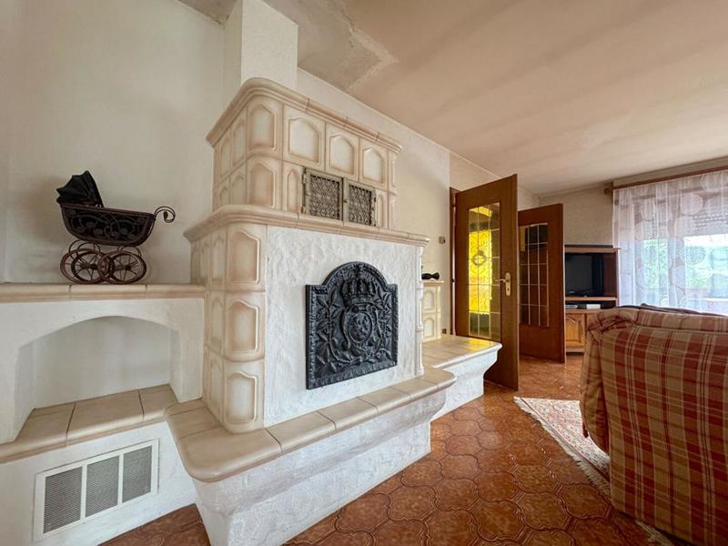 Maison - 250 m² - 9 pièces