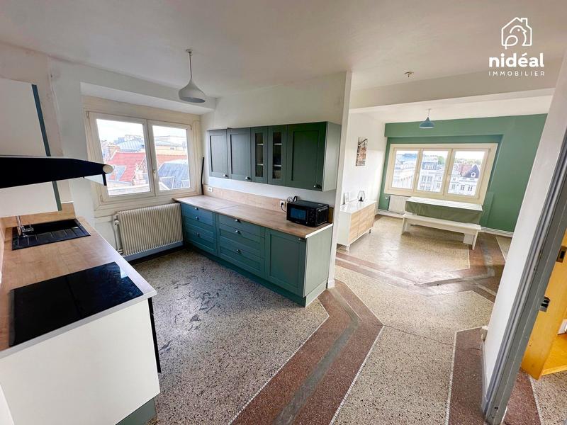 Appartement - 89 m² - 6 pièces