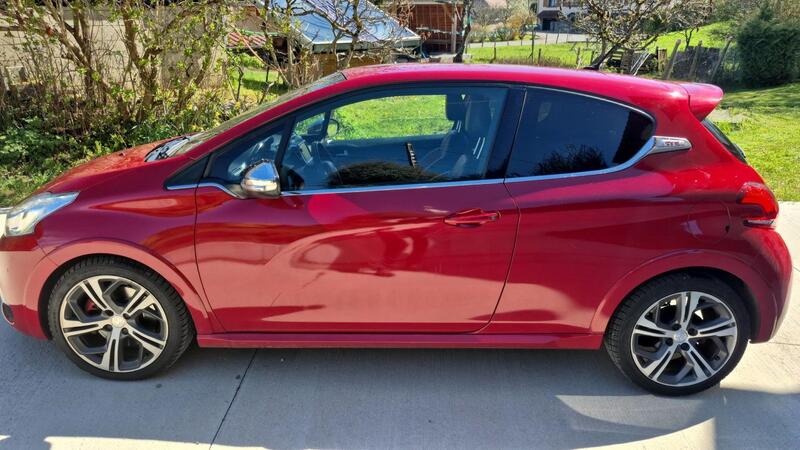 Peugeot 208 1.6 Thp Gti