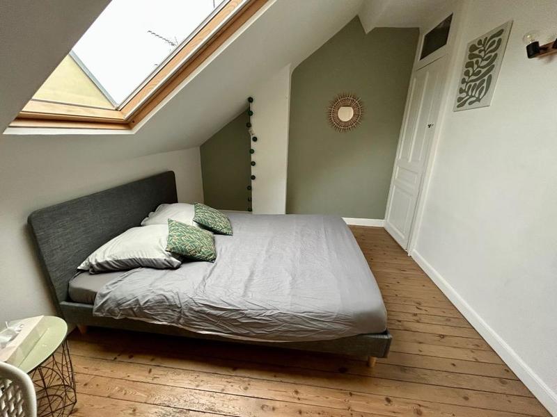 Maison - 80 m² - 5 pièces