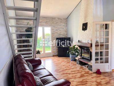 Maison - 105 m² - 5 pièces