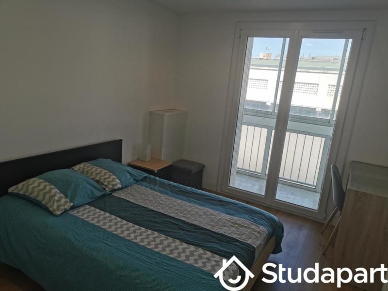 Chambre - 9 m² - 1 pièce