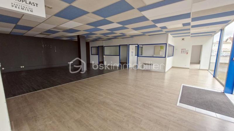Local commercial - 650 m² - 10 pièces
