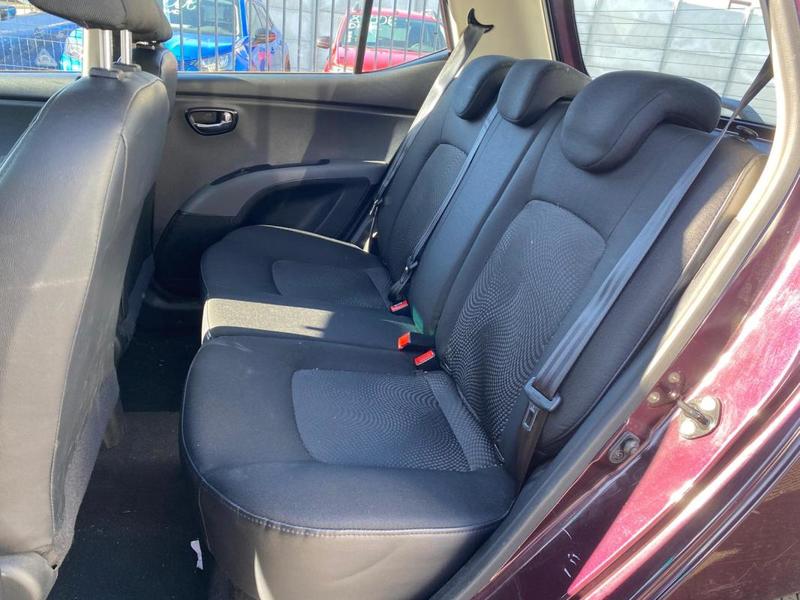 Hyundai i10 1.2 85cv Intuitive &amp; Style 1ere Main /Clim/Radars Ar/Radio