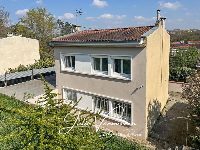 Maison - 80 m² - 4 pièces
