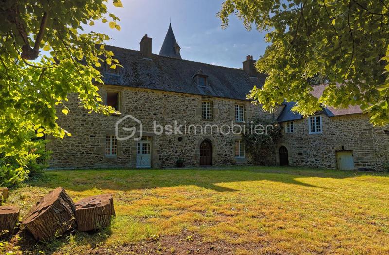 Manoir - 300 m² - 16 pièces