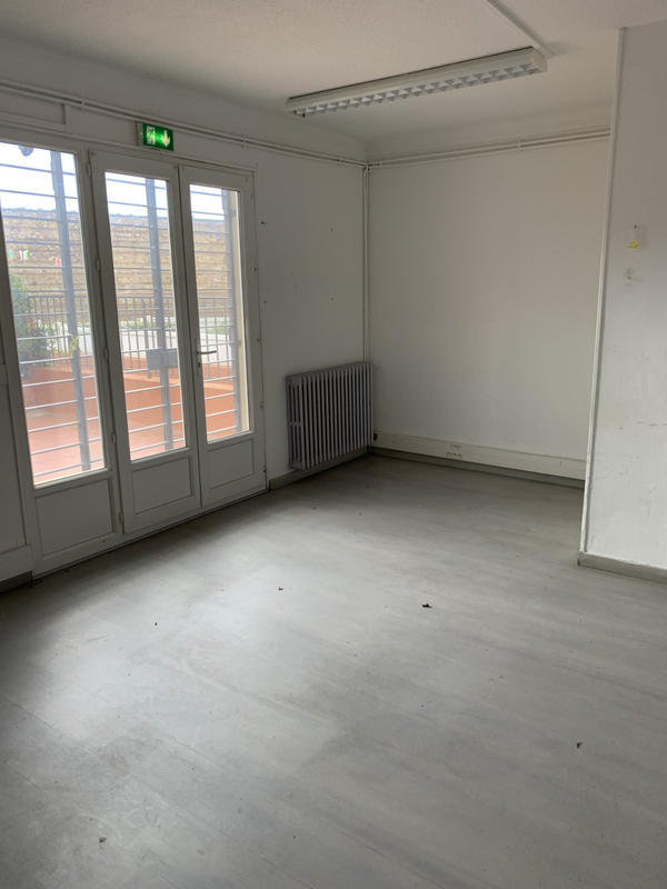 Local commercial - 83 m²