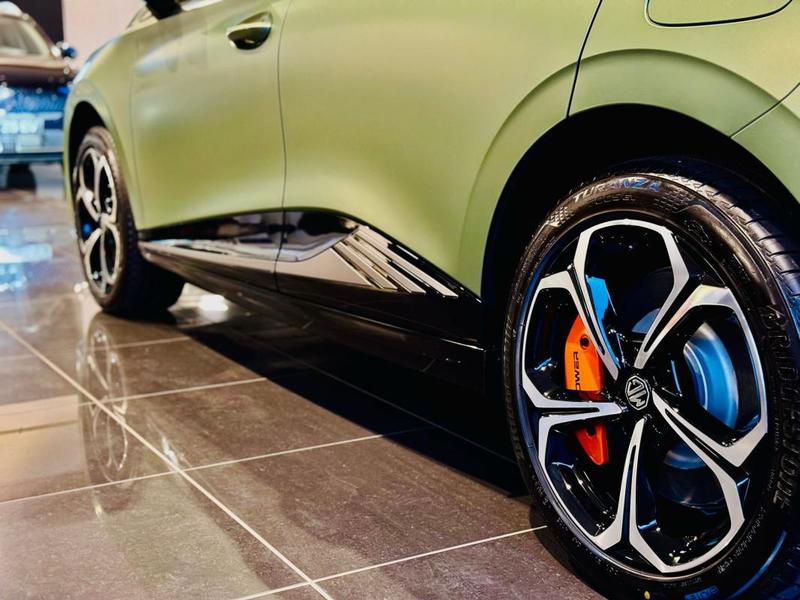 Mg Mg4 Ev 64kwh - 320 Kw 4wd Xpower