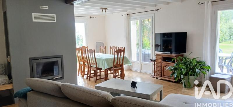 Maison - 135 m² - 6 pièces