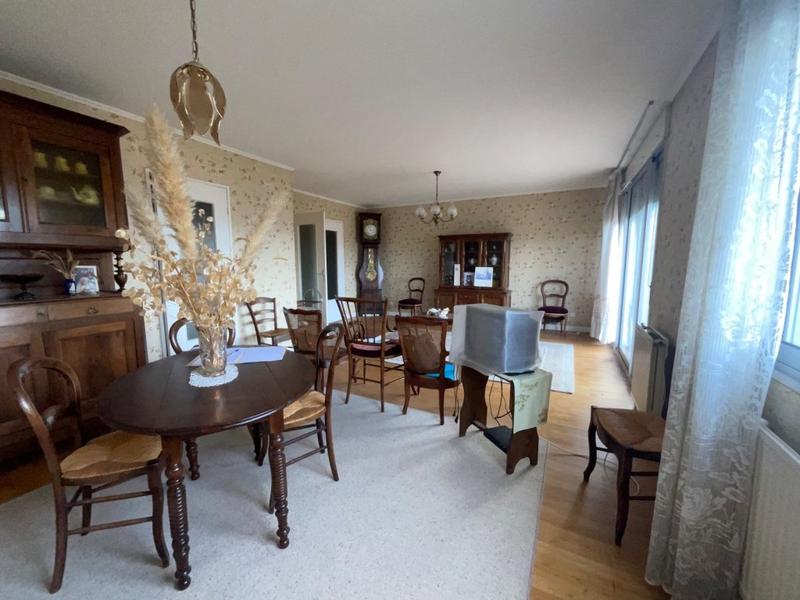 Appartement - 79 m² - 3 pièces