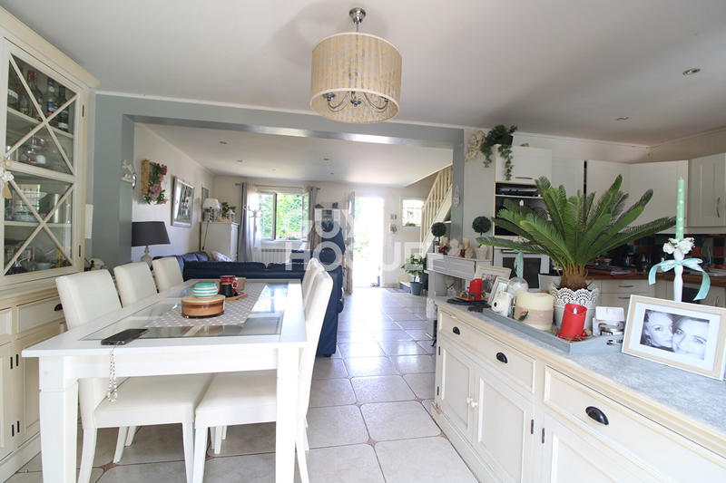 Maison - 130 m² - 6 pièces