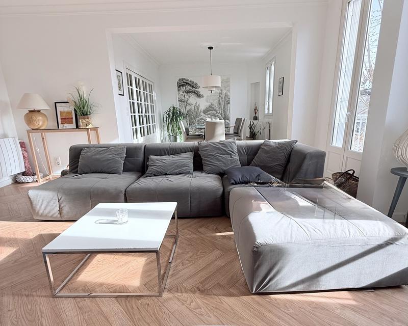 Appartement - 140 m² - 7 pièces