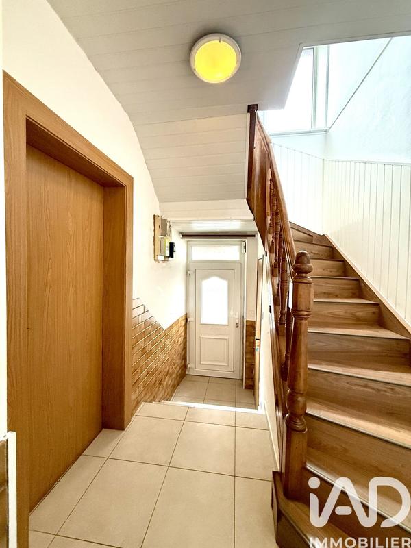 Maison - 104 m² - 5 pièces