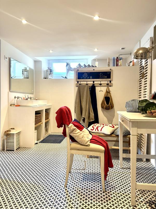 Appartement - 206 m² - 6 pièces