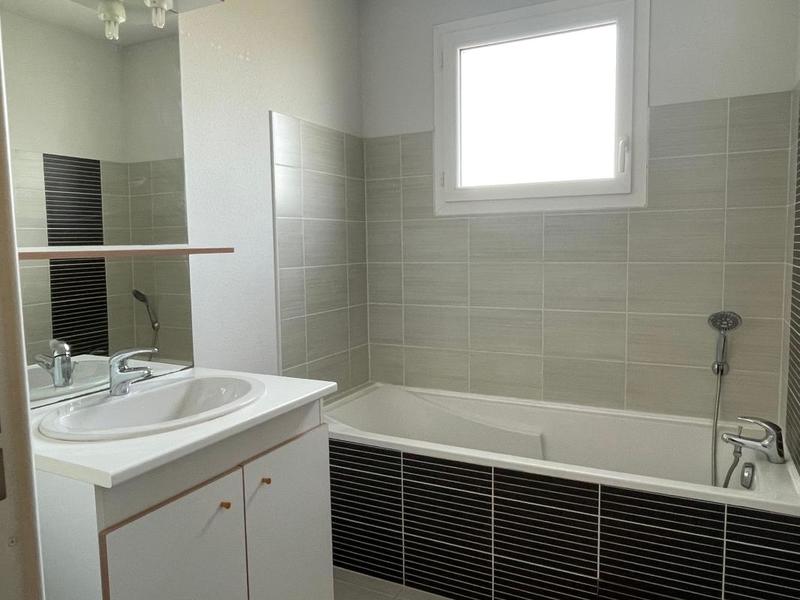 Appartement - 86 m² - 5 pièces