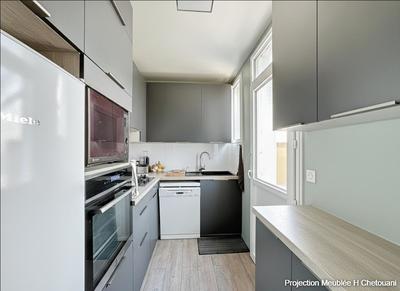 Maison - 101 m² - 5 pièces