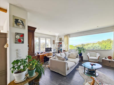 Villa - 170 m² - 6 pièces