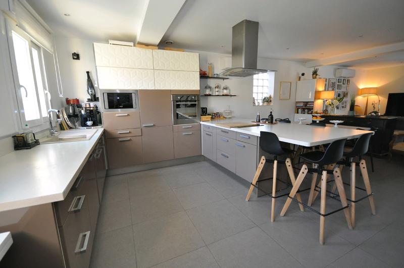 Maison - 160 m² - 7 pièces