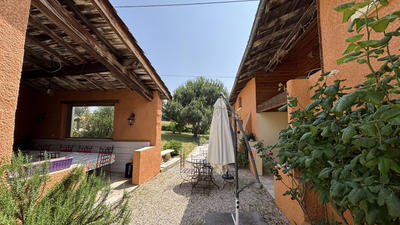 Maison - 267 m² - 10 pièces