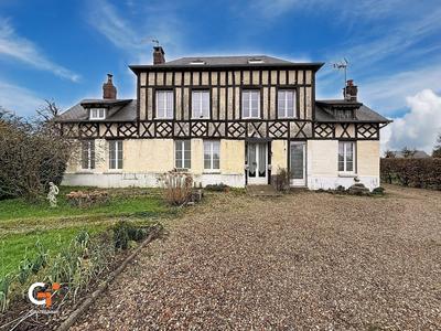 Maison - 140 m² - 9 pièces