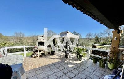 Maison - 89 m² - 4 pièces