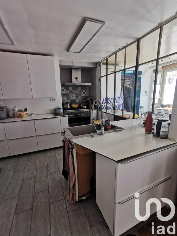 Maison - 215 m² - 7 pièces