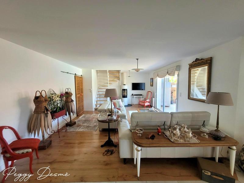 Villa - 170 m² - 6 pièces