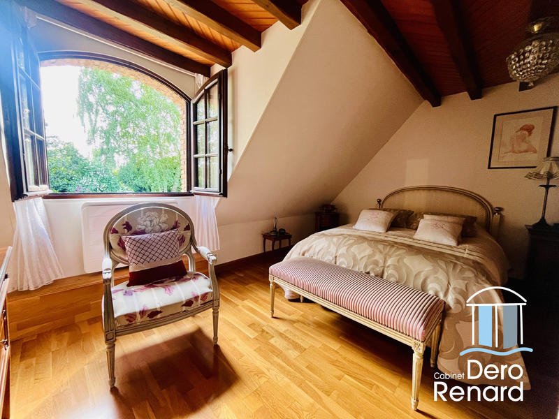 Maison ancienne - 196 m² - 8 pièces