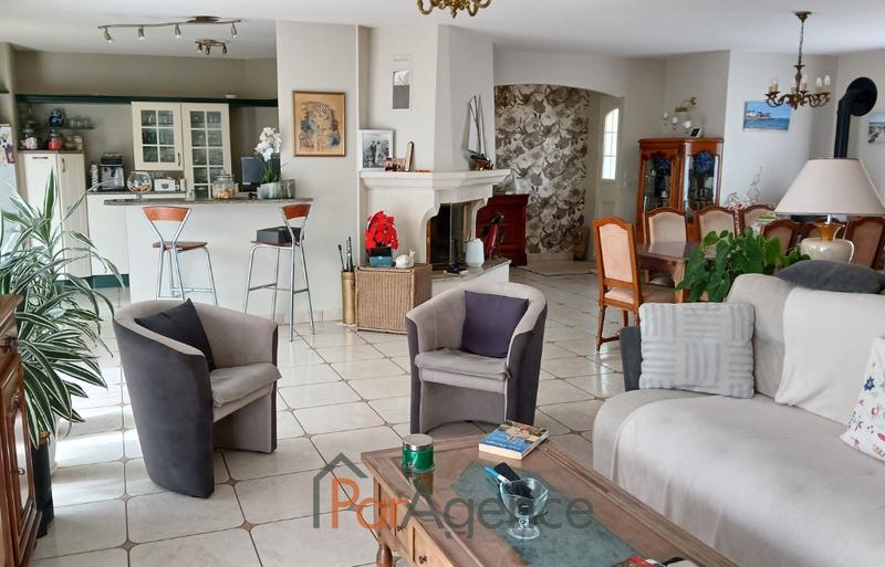 Maison - 143 m² - 4 pièces