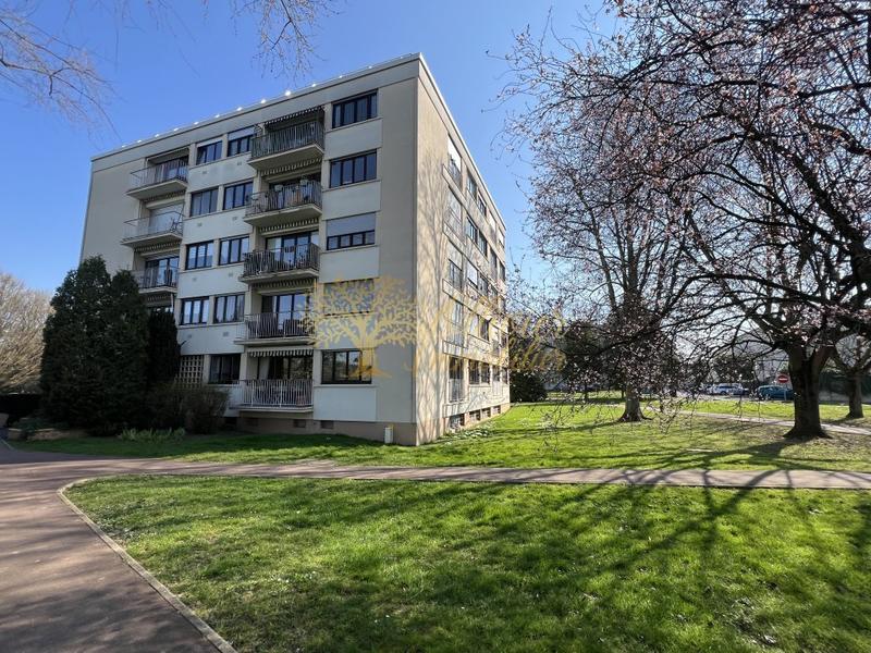Appartement - 74 m² - 4 pièces