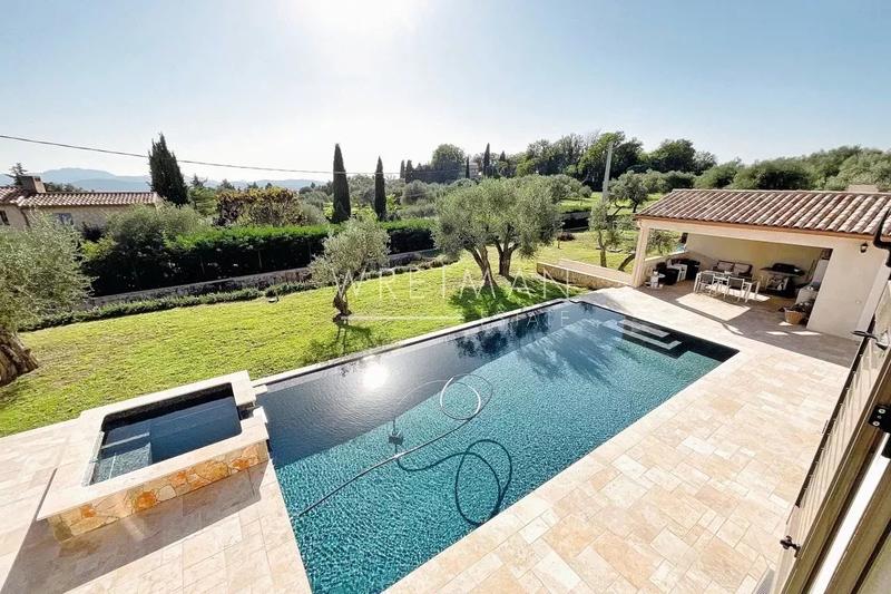 Villa - 210 m² - 6 pièces