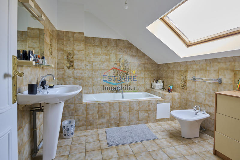 Maison ancienne - 152 m² - 6 pièces